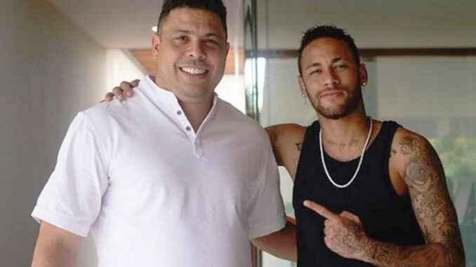 22 Ronaldo y Neymar